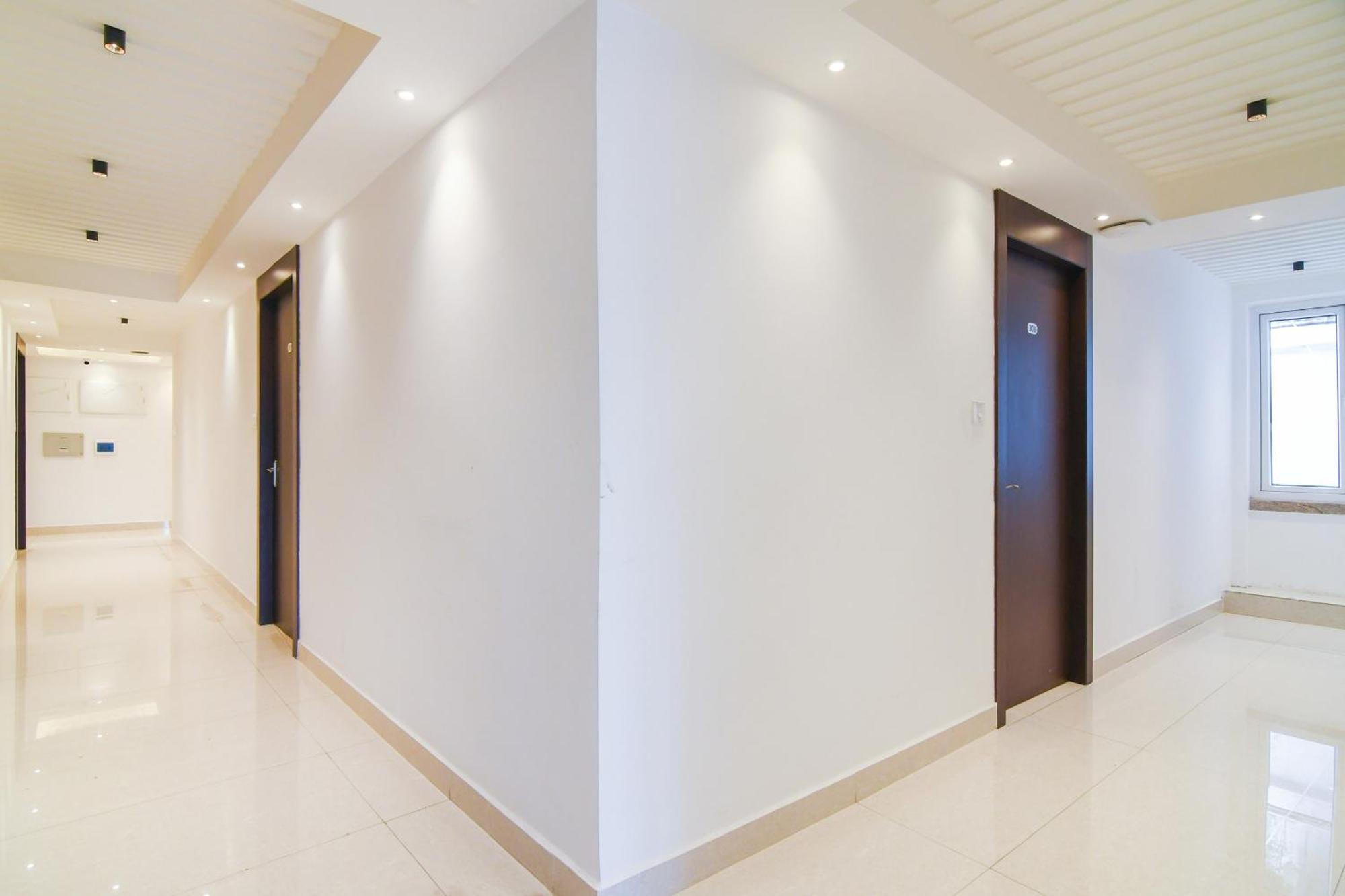 Super Hotel O Eminent Hotel Kalküta Dış mekan fotoğraf