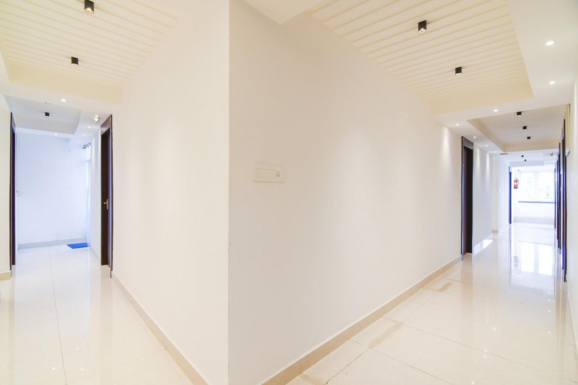 Super Hotel O Eminent Hotel Kalküta Dış mekan fotoğraf